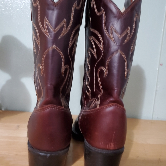 Boots - Picture 3 of 4